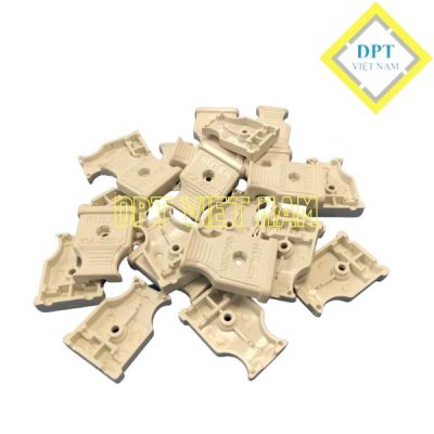 Công ty chúng tôi cung cấp dịch vụ Đúc ép sản phẩm nắp vỏ cầu dao theo yêu cầu